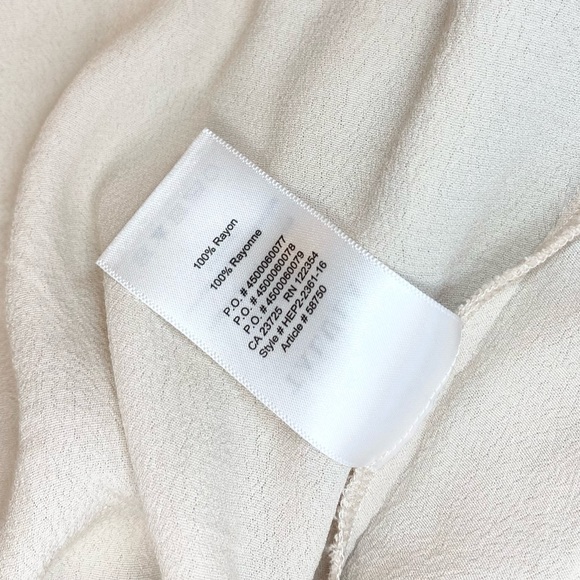 Aritzia Talula White Marcilly Off The Shoulder Top - Picture 14 of 16